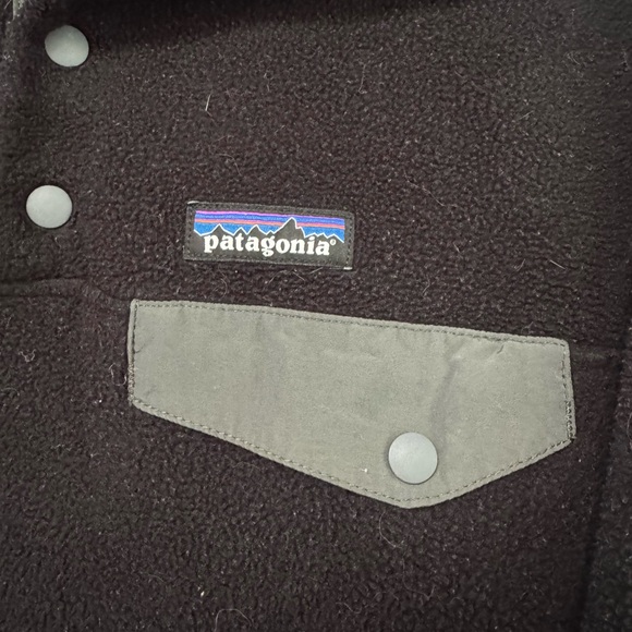 Women’s Patagonia Black Synchilla Snap-T Pullover sweatshirt Sweater Gray - Picture 3 of 4